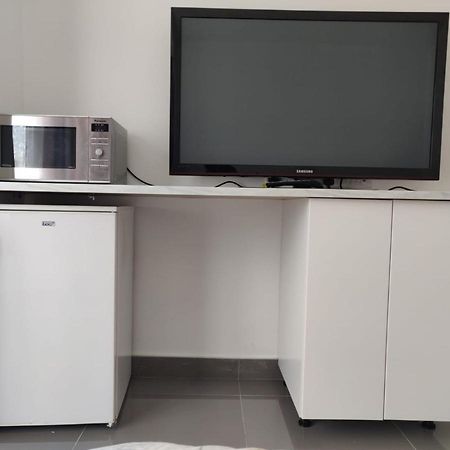 Stunning Double Room In Harrow Wembley - Khoob House Лондон Екстер'єр фото